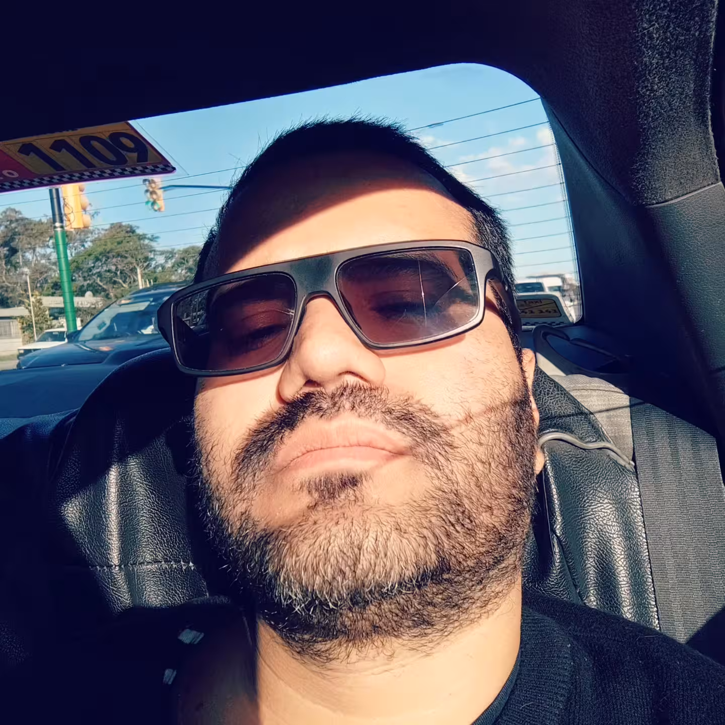 Adamryan239