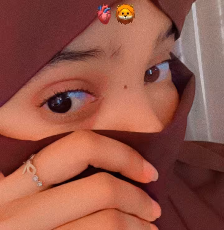 ellAsister
