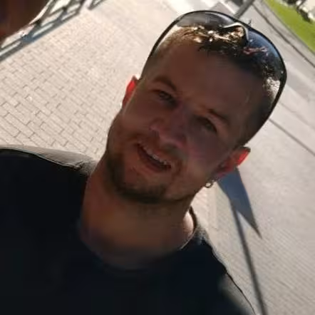 realpixel1435